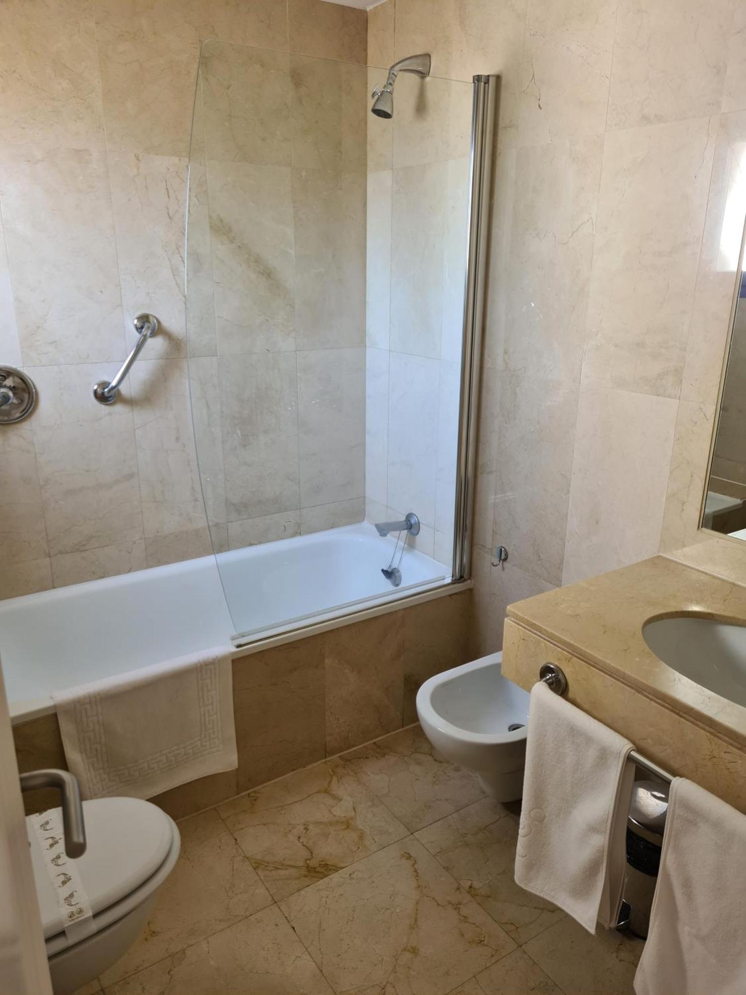 Apartamentos Plaza De Santiago - Estudios Turisticos - 1 Llave Pinto Dış mekan fotoğraf