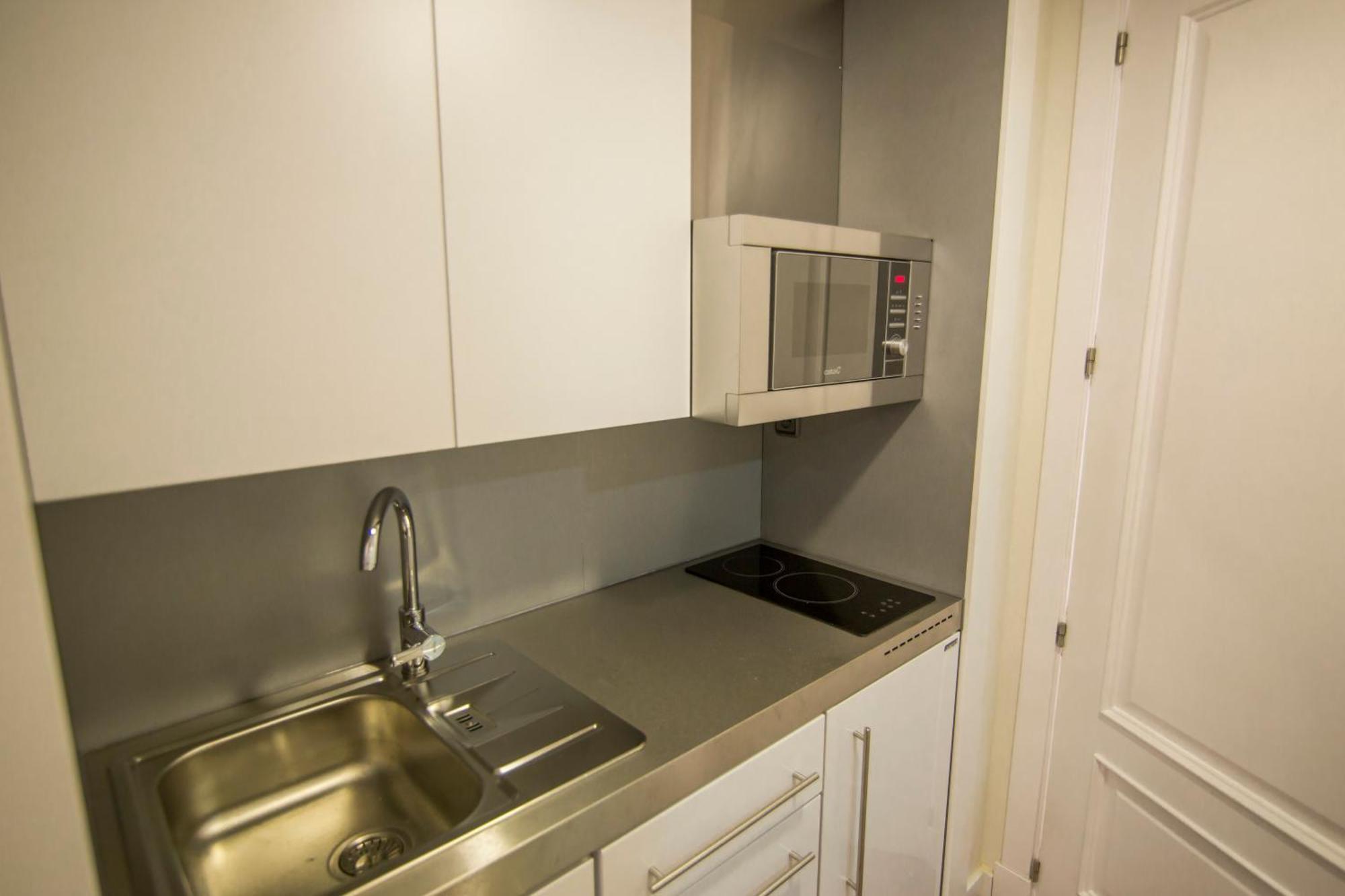 Apartamentos Plaza De Santiago - Estudios Turisticos - 1 Llave Pinto Dış mekan fotoğraf