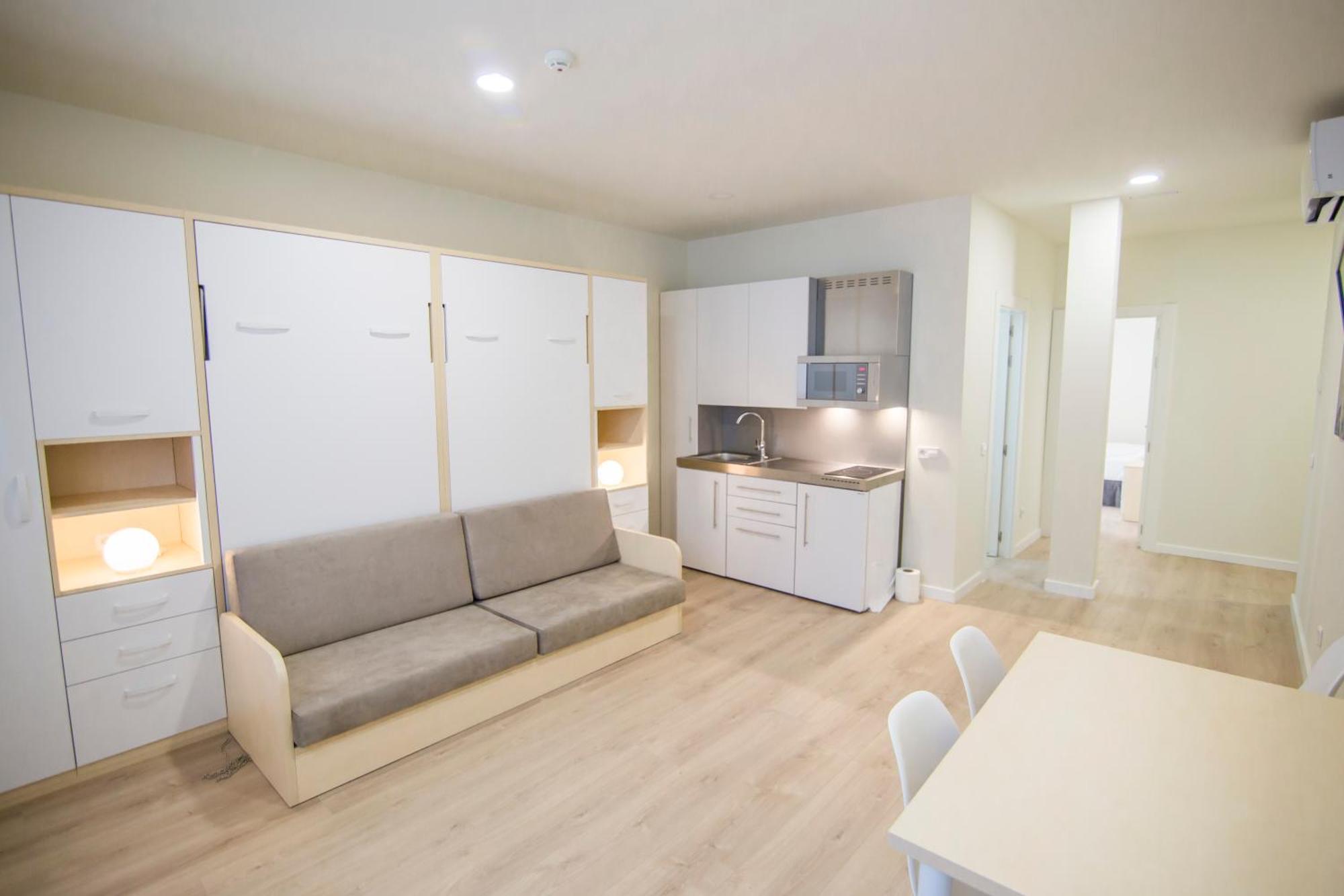 Apartamentos Plaza De Santiago - Estudios Turisticos - 1 Llave Pinto Dış mekan fotoğraf