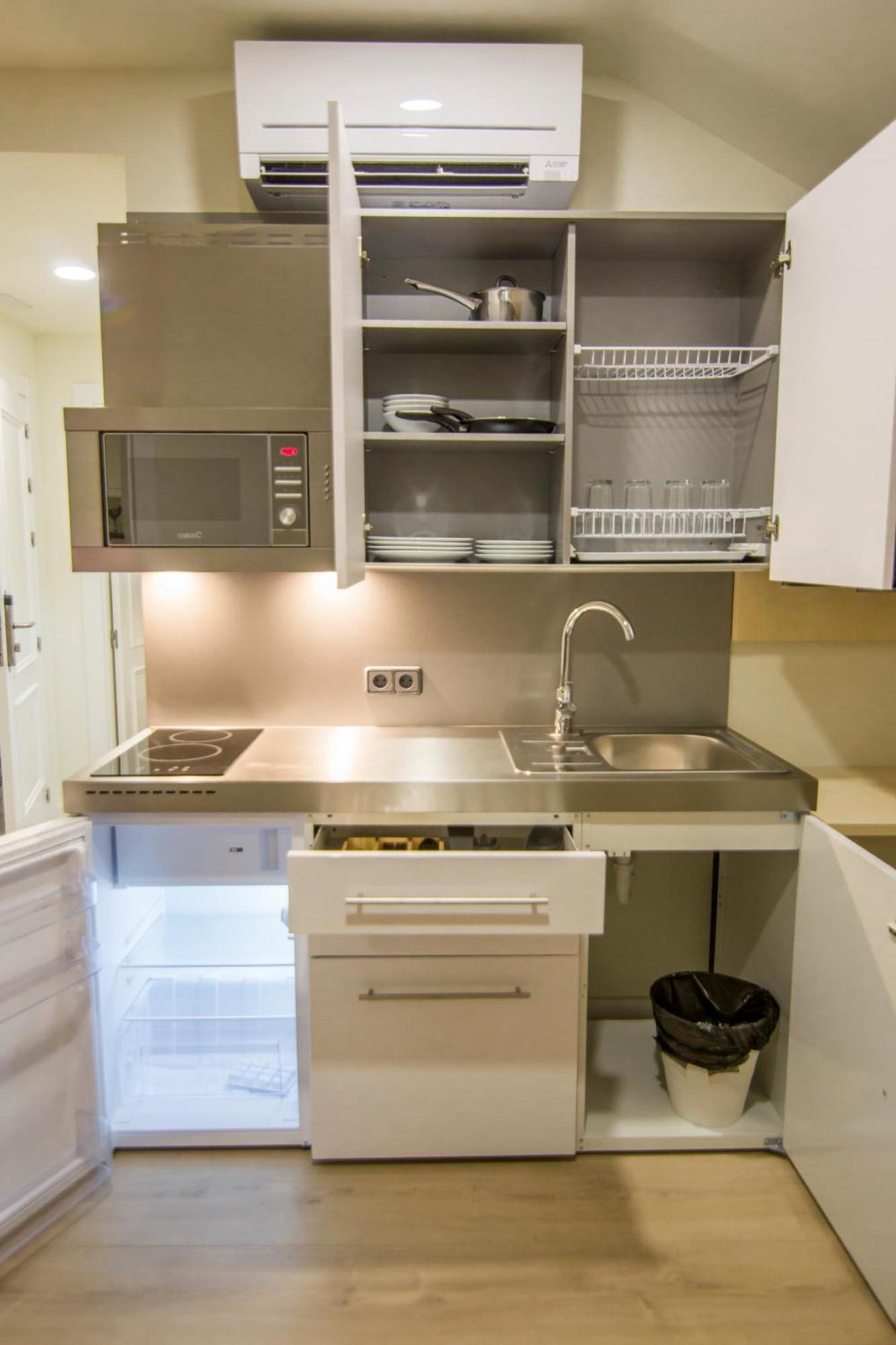 Apartamentos Plaza De Santiago - Estudios Turisticos - 1 Llave Pinto Dış mekan fotoğraf