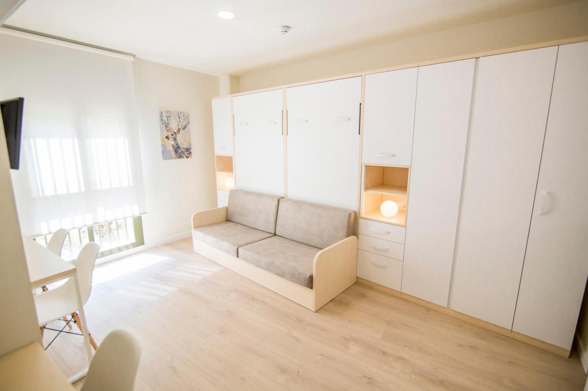 Apartamentos Plaza De Santiago - Estudios Turisticos - 1 Llave Pinto Dış mekan fotoğraf