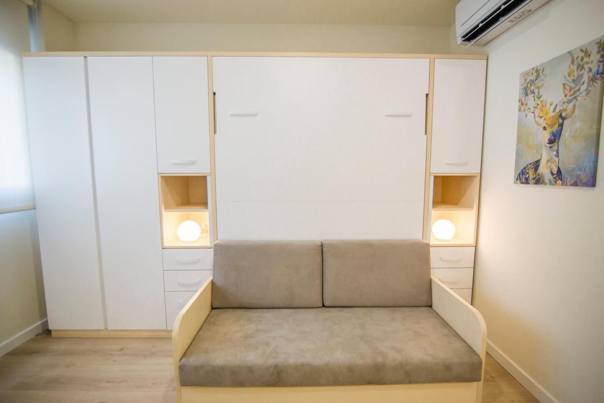 Apartamentos Plaza De Santiago - Estudios Turisticos - 1 Llave Pinto Dış mekan fotoğraf